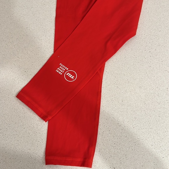 Stax workout Leggings - Picture 3 of 6